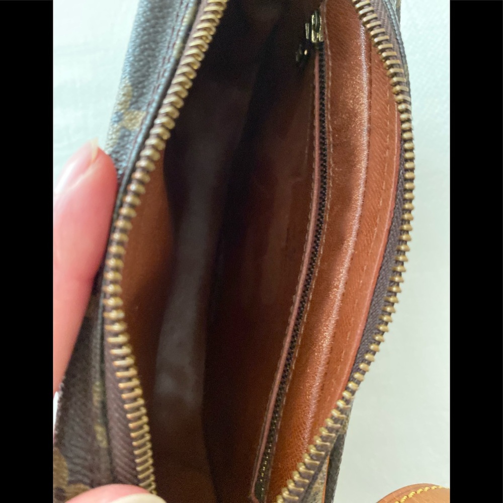 Louis Vuitton Monogram Jeune Fille Crossbody - Picture 11 of 16